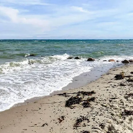 6 Person In Otterup-by Traum *