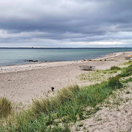 6 Person In Otterup-by Traum